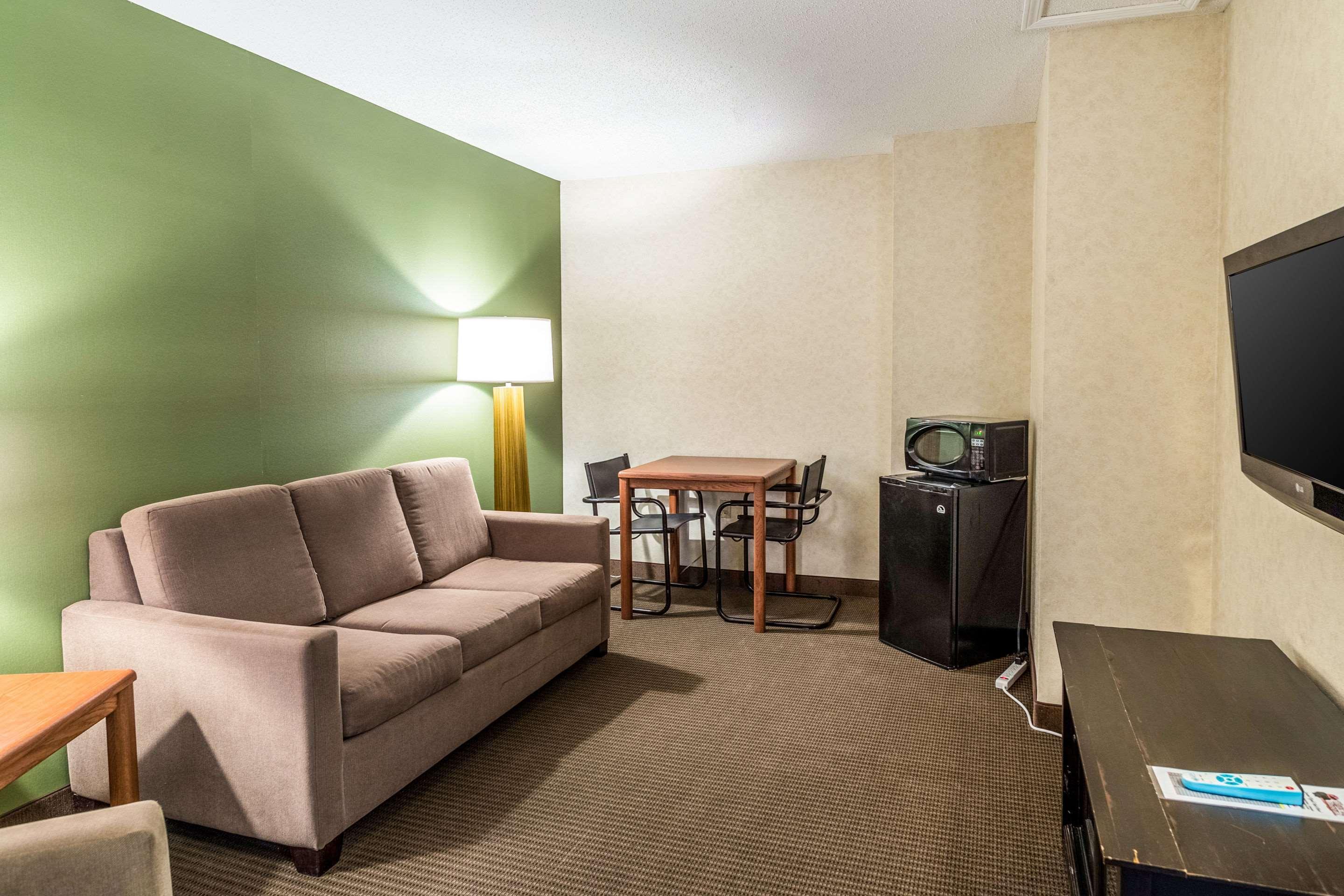 Sleep Inn & Suites Bay View Acme - Traverse City Eksteriør billede